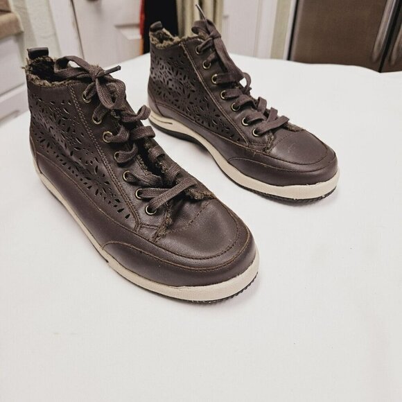 Jambu Eco Designs Lotus Mid Top Lace Up Biodegradable Brown Womens Faux Fur 6.5 - Picture 2 of 12